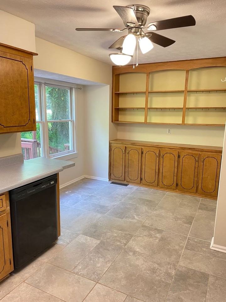 509 University Cir - Photo 7 of 29