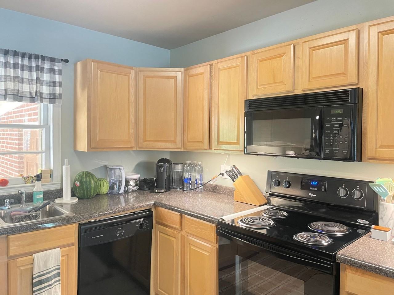 185 Crestview Cir - Photo 5 of 28