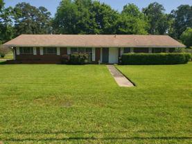 916 Deer Park Rd - Photo 1 of 1