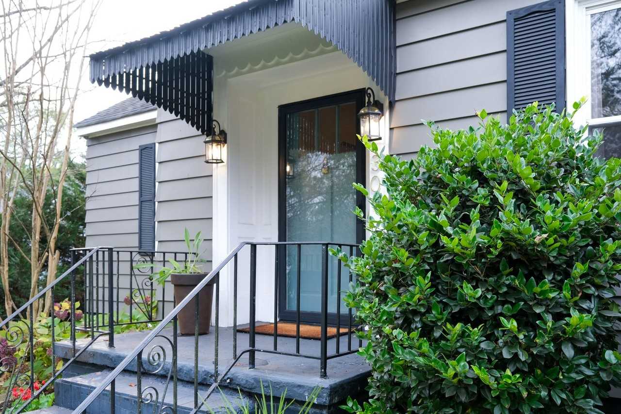 30 Wilshire Dr - Photo 3 of 38