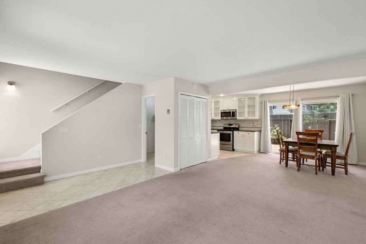 843 Valley Ave - Photo 3 of 24