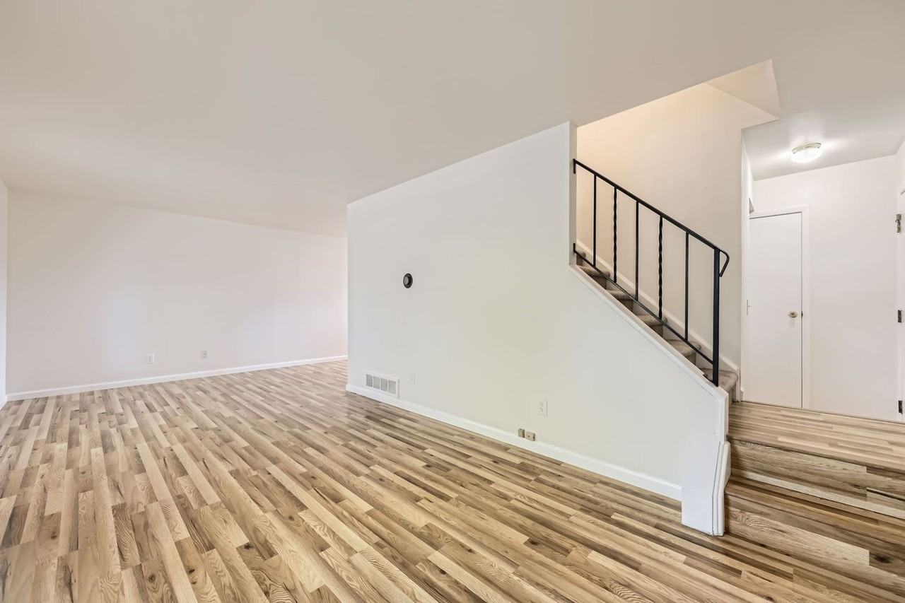 9348 W 104th Dr - Photo 3 of 28