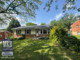 featured image of 4706 Casper Dr Ne