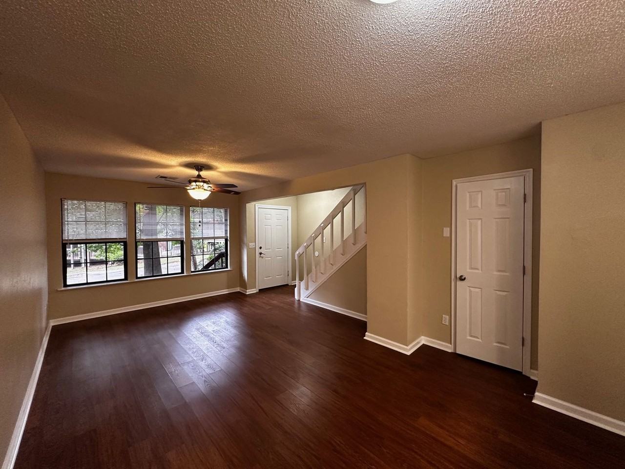 797 Timberway Ct - Photo 2 of 22