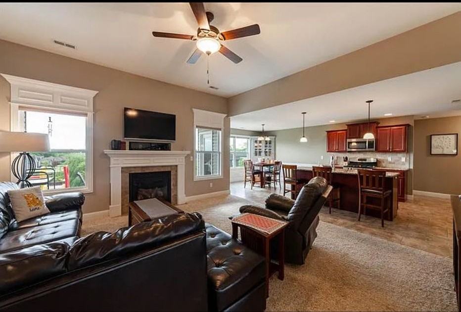 5610 Abercorn Drive - Photo 3 of 22