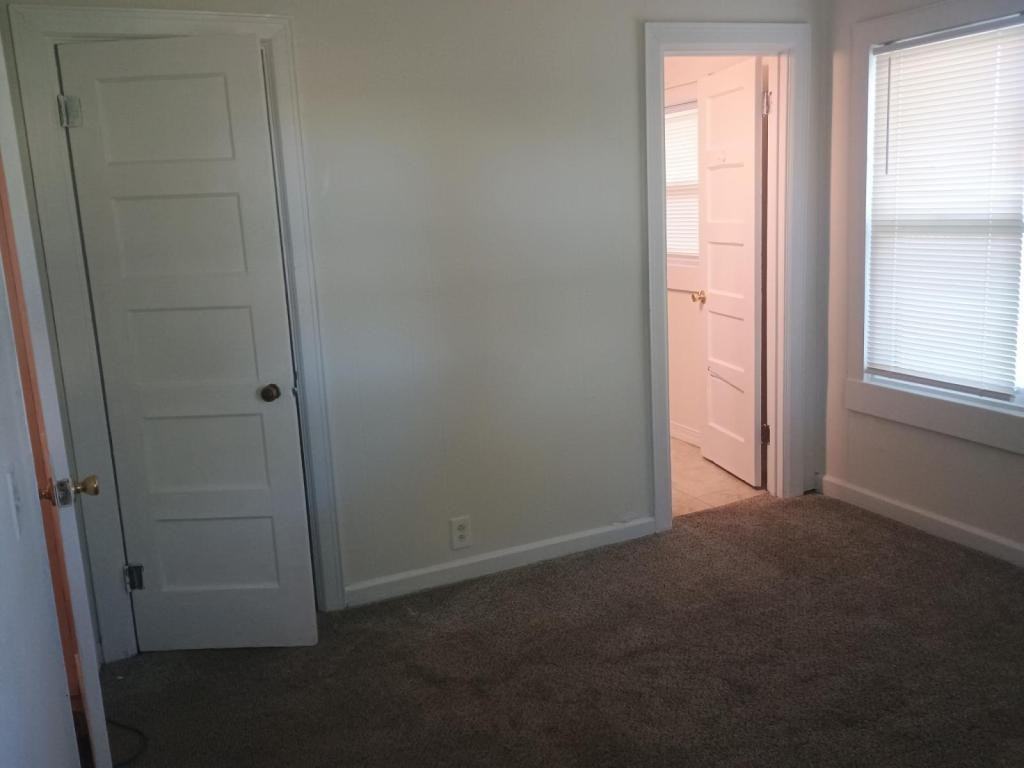 102 W Colorado Ave - Photo 7 of 12