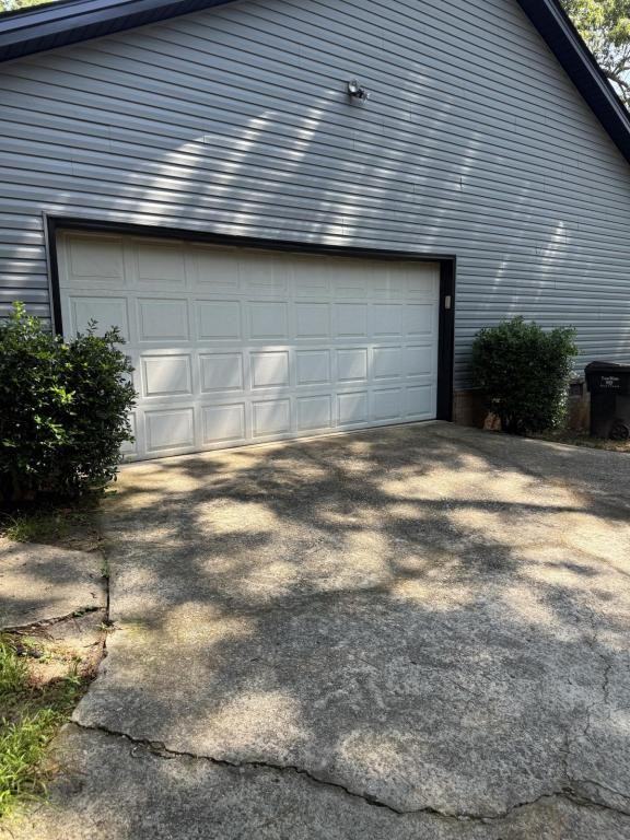 421 Granada Ter - Photo 3 of 26