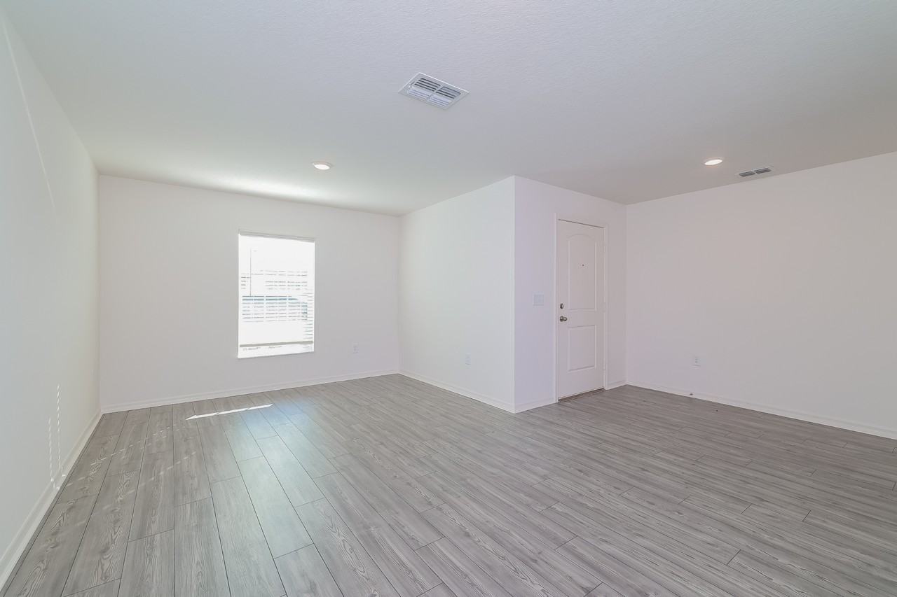 1367 Swan Lake Cir - Photo 3 of 17