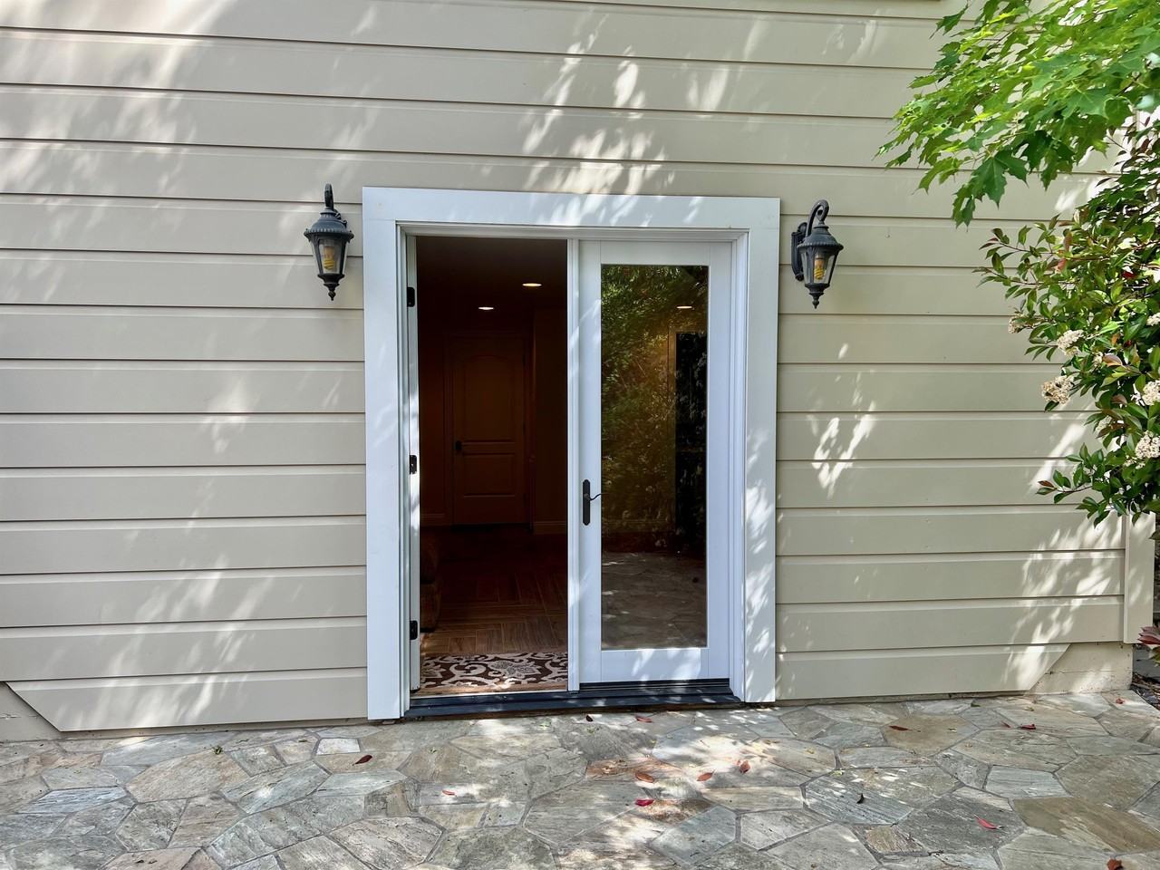 126 Boulder Street - Photo 2 of 38