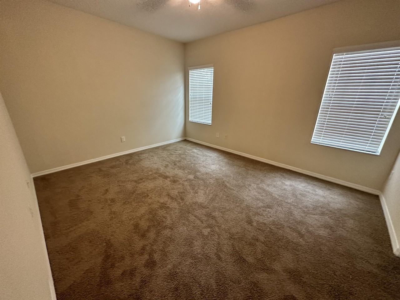 6825 Sundrop St - Photo 2 of 6