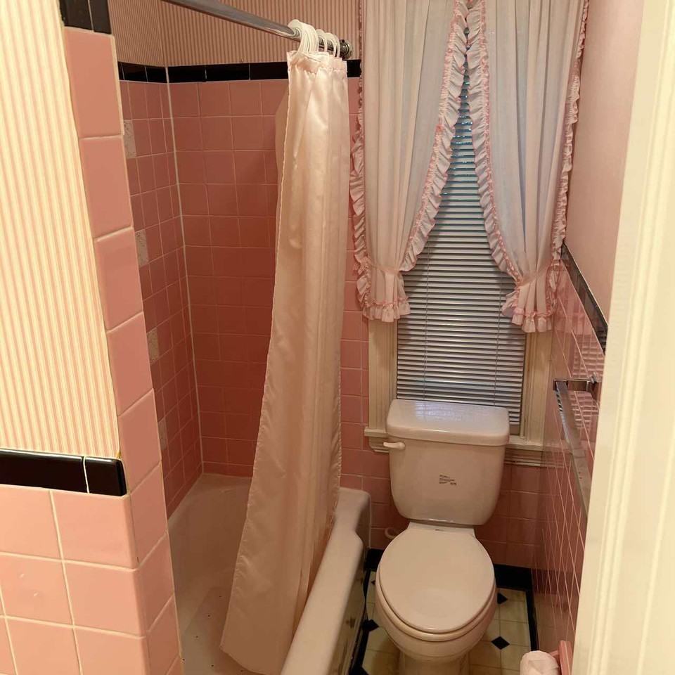 739 S Harrison St #1 - Photo 6 of 12