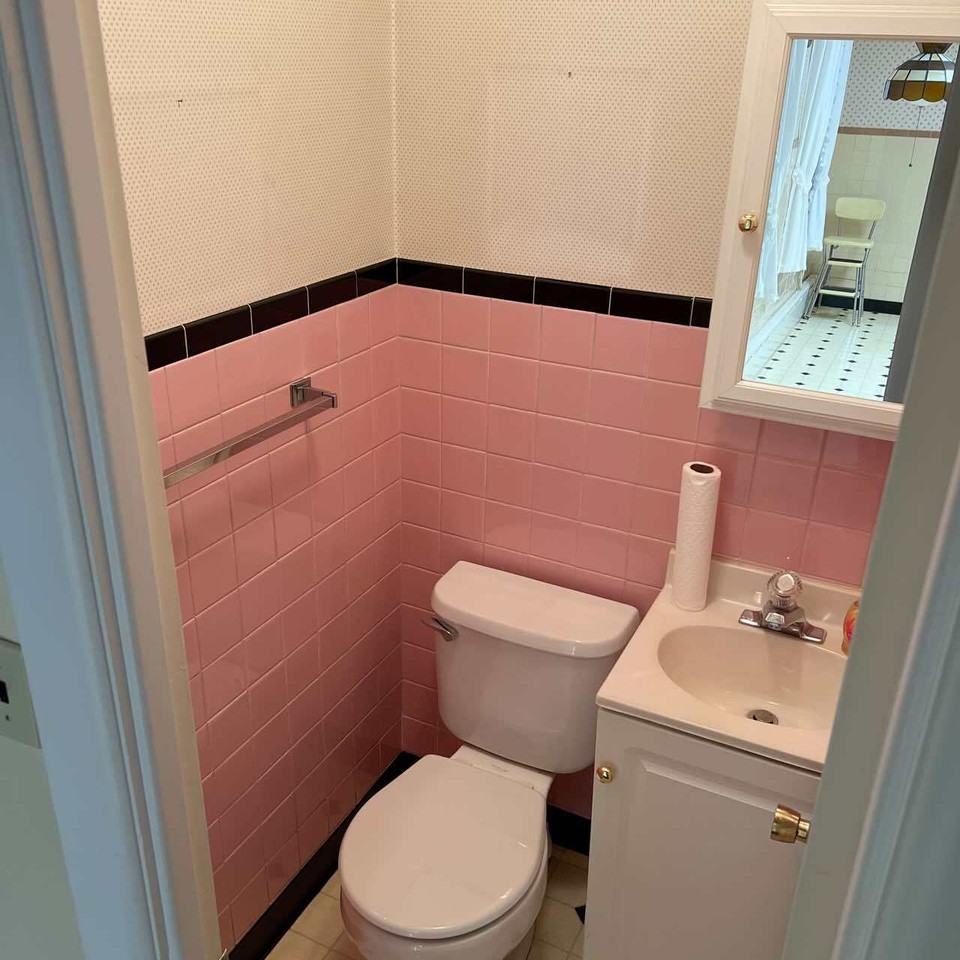 739 S Harrison St #1 - Photo 6 of 12