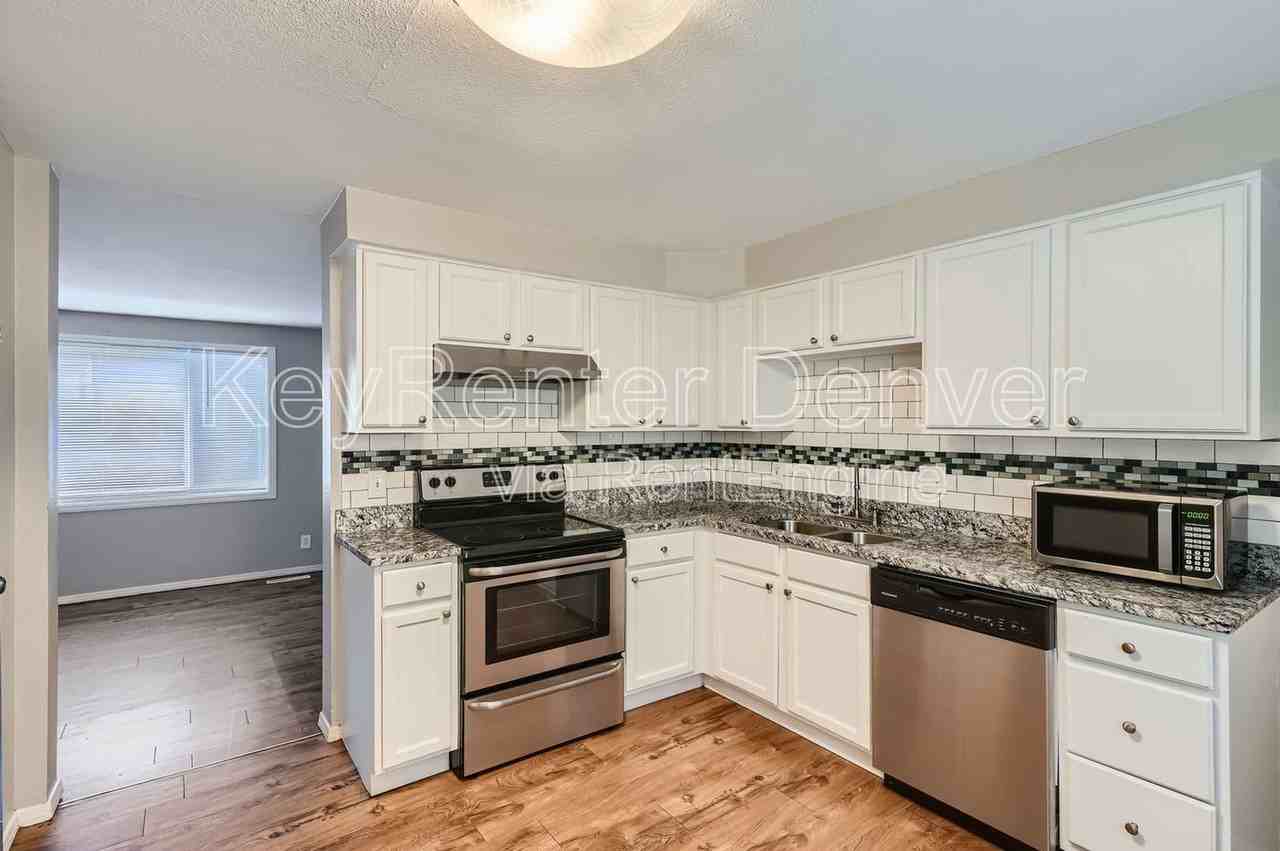 2445 Lawrence St #B - Photo 2 of 12