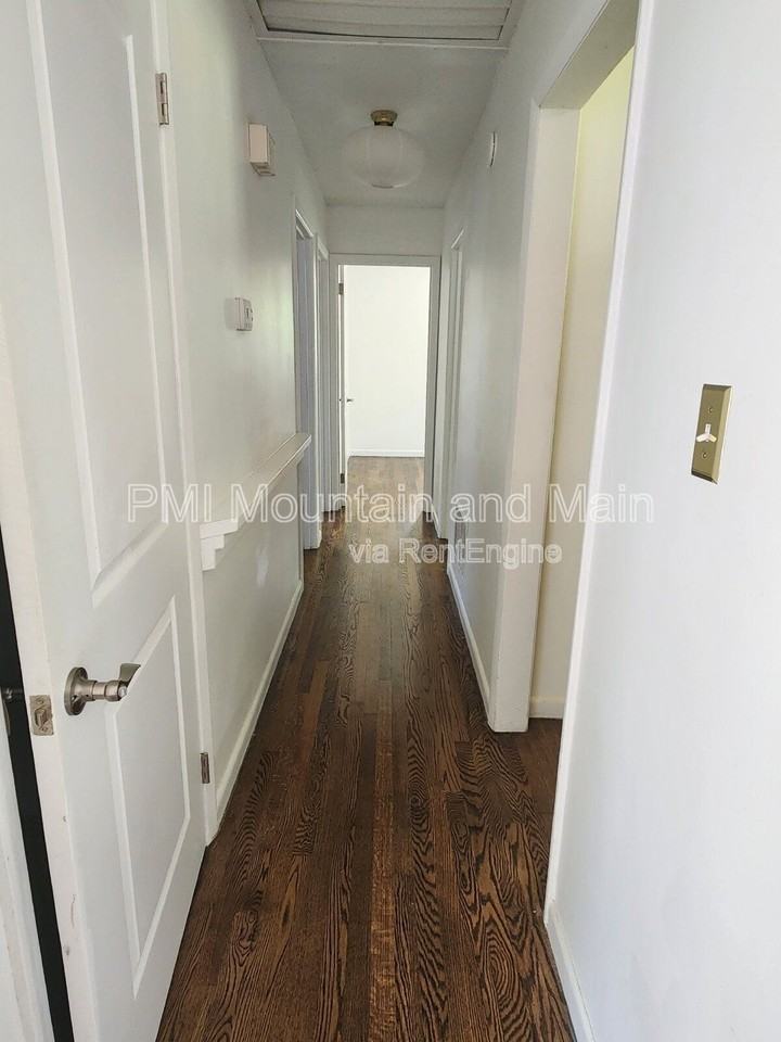 9 Friendly Holw - Photo 7 of 29