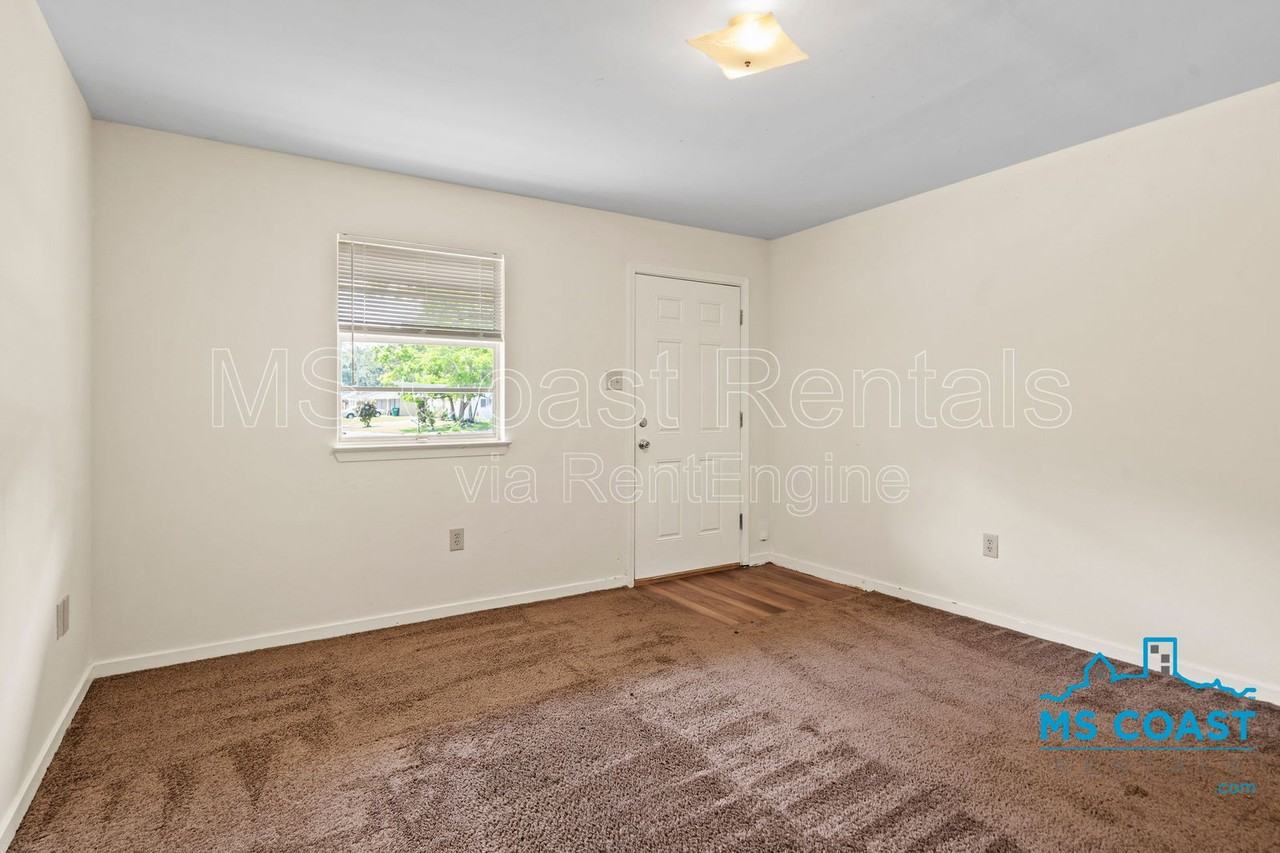 316 Tandy Dr - Photo 4 of 14