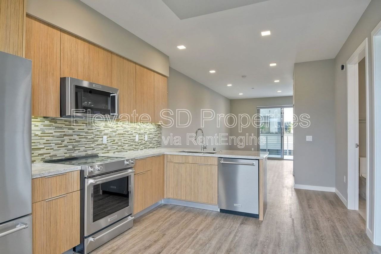 3088 State St #208 - Photo 3 of 22