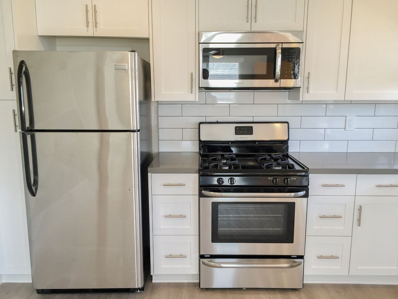 The Oliver - Photo 2 of 10