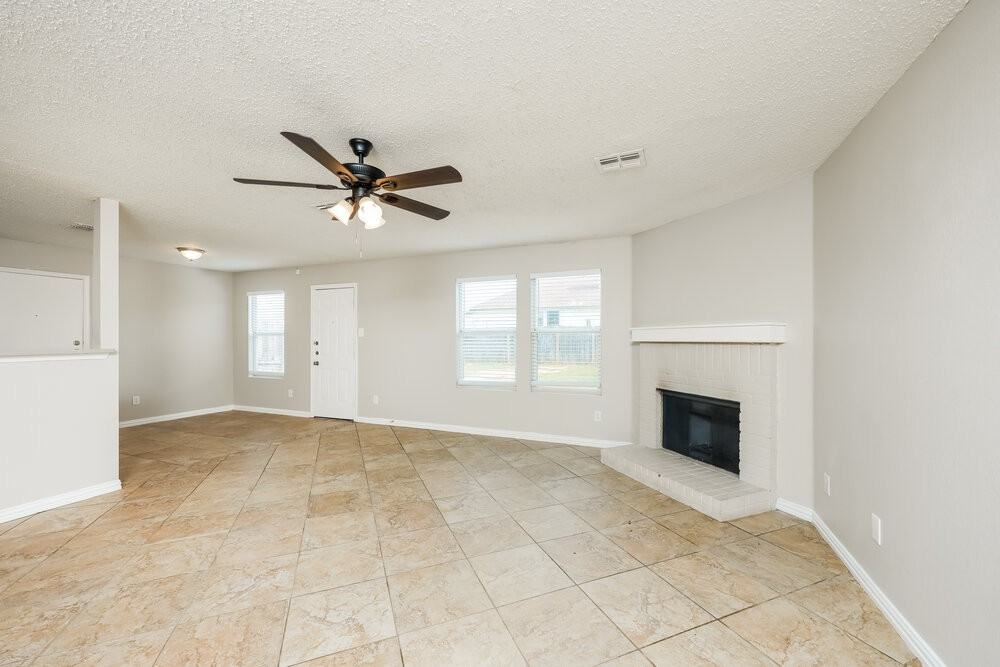 8201 Montecito Dr - Photo 6 of 17