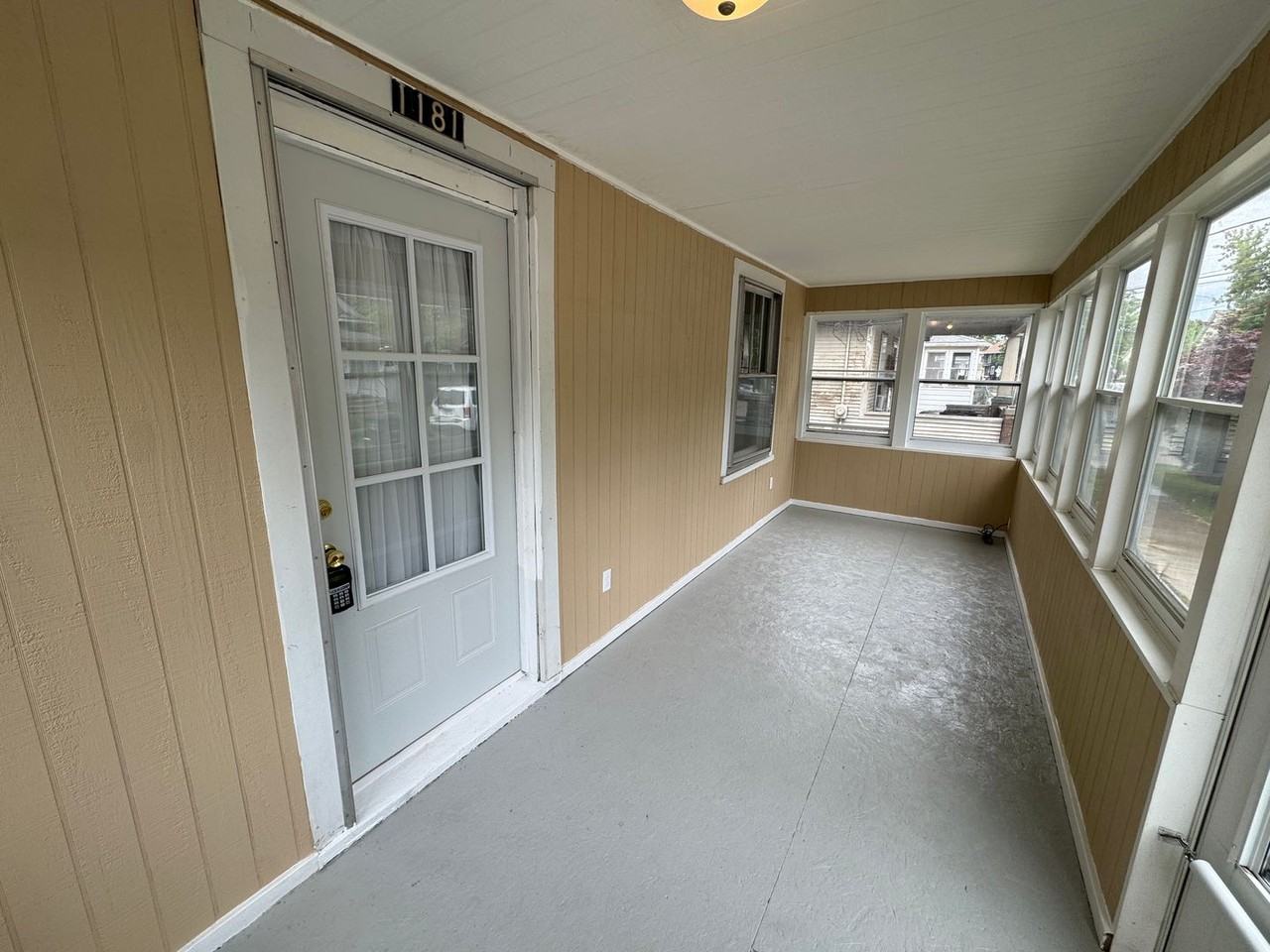 1181 23rd St - Photo 2 of 12