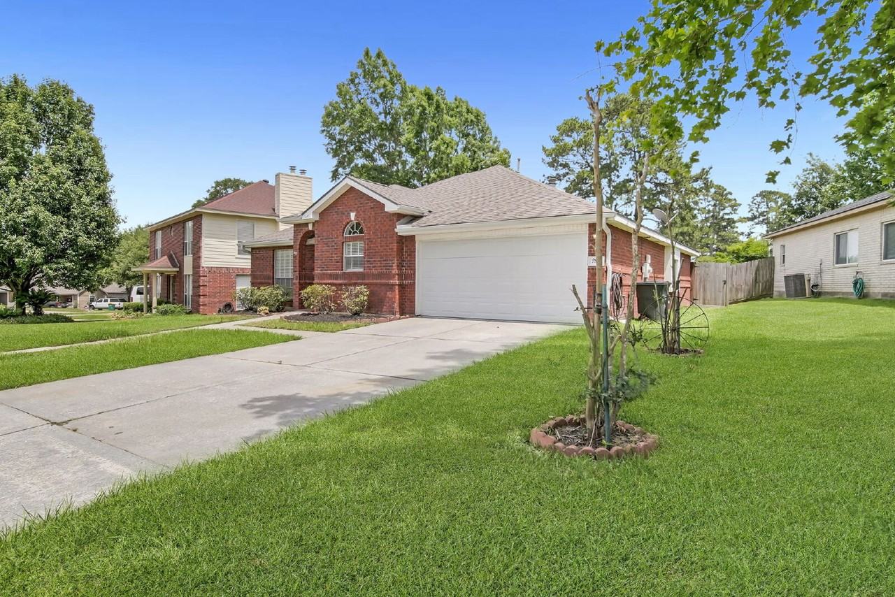 7063 Gentle Breeze Dr - Photo 3 of 28