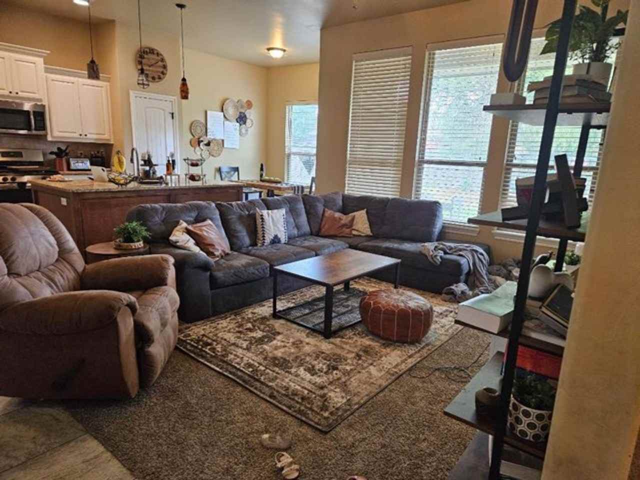 1328 Eagle Dr - Photo 6 of 12