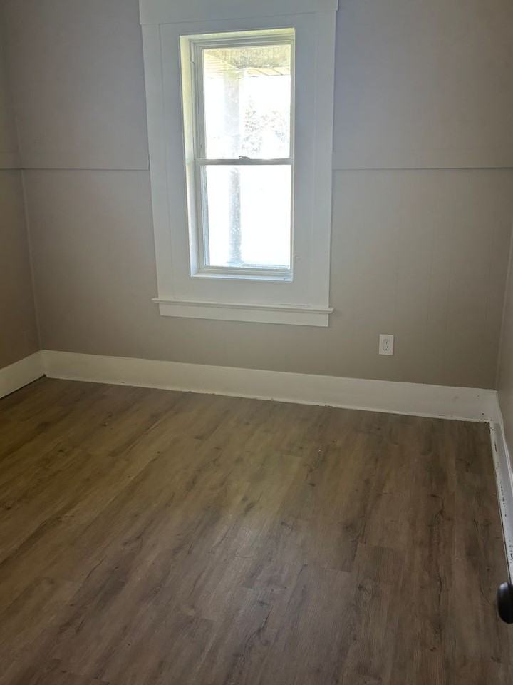 1714 Long Ave - Photo 6 of 13