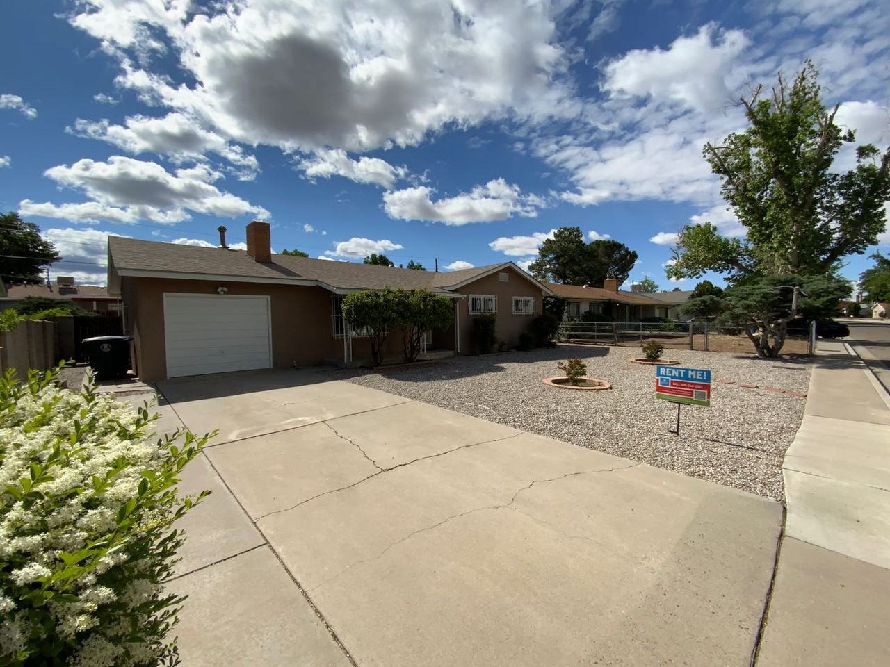 2838 La Veta Dr Ne - Photo 2 of 32