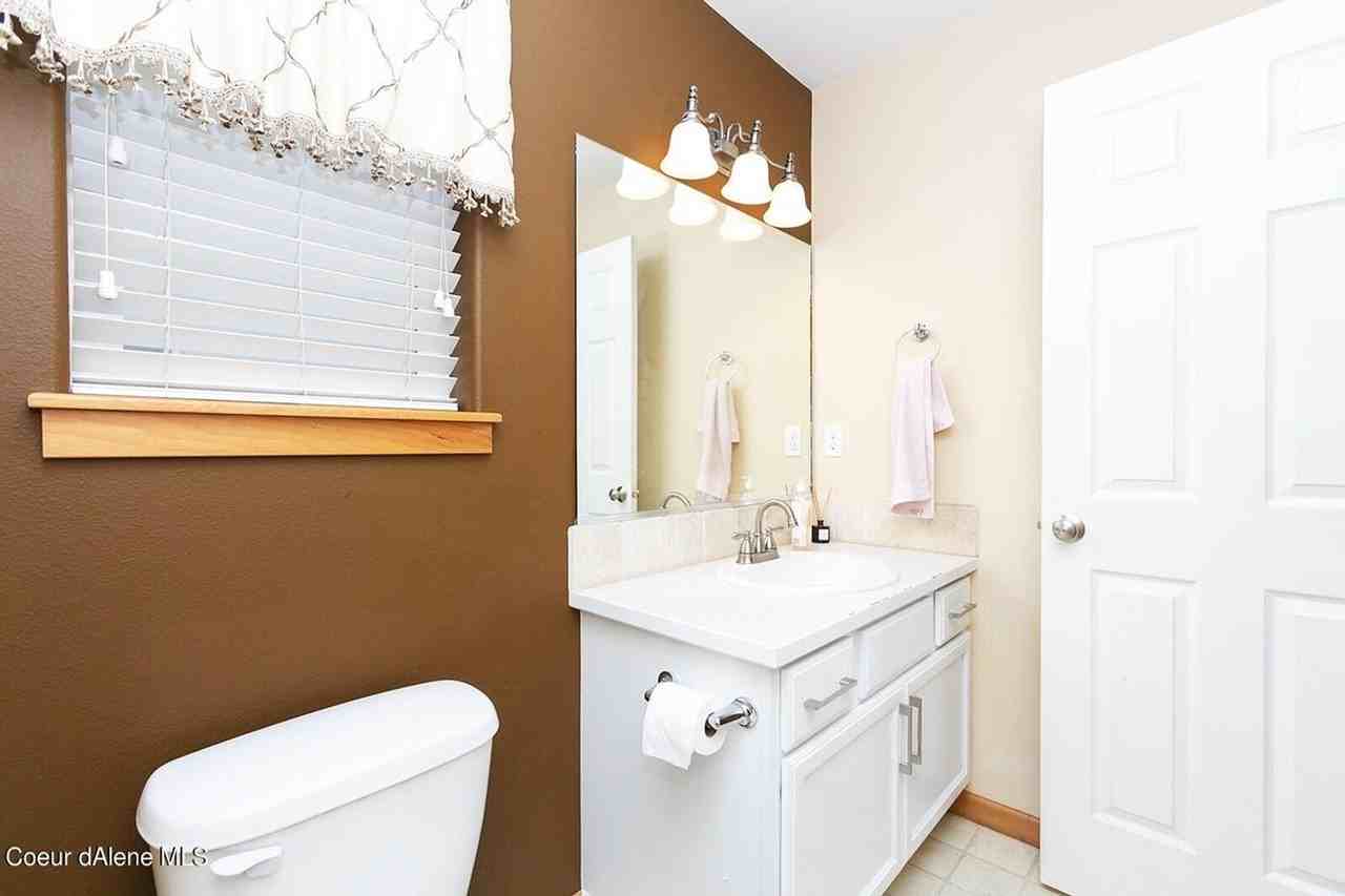 6113 N La Rochelle Dr - Photo 6 of 24
