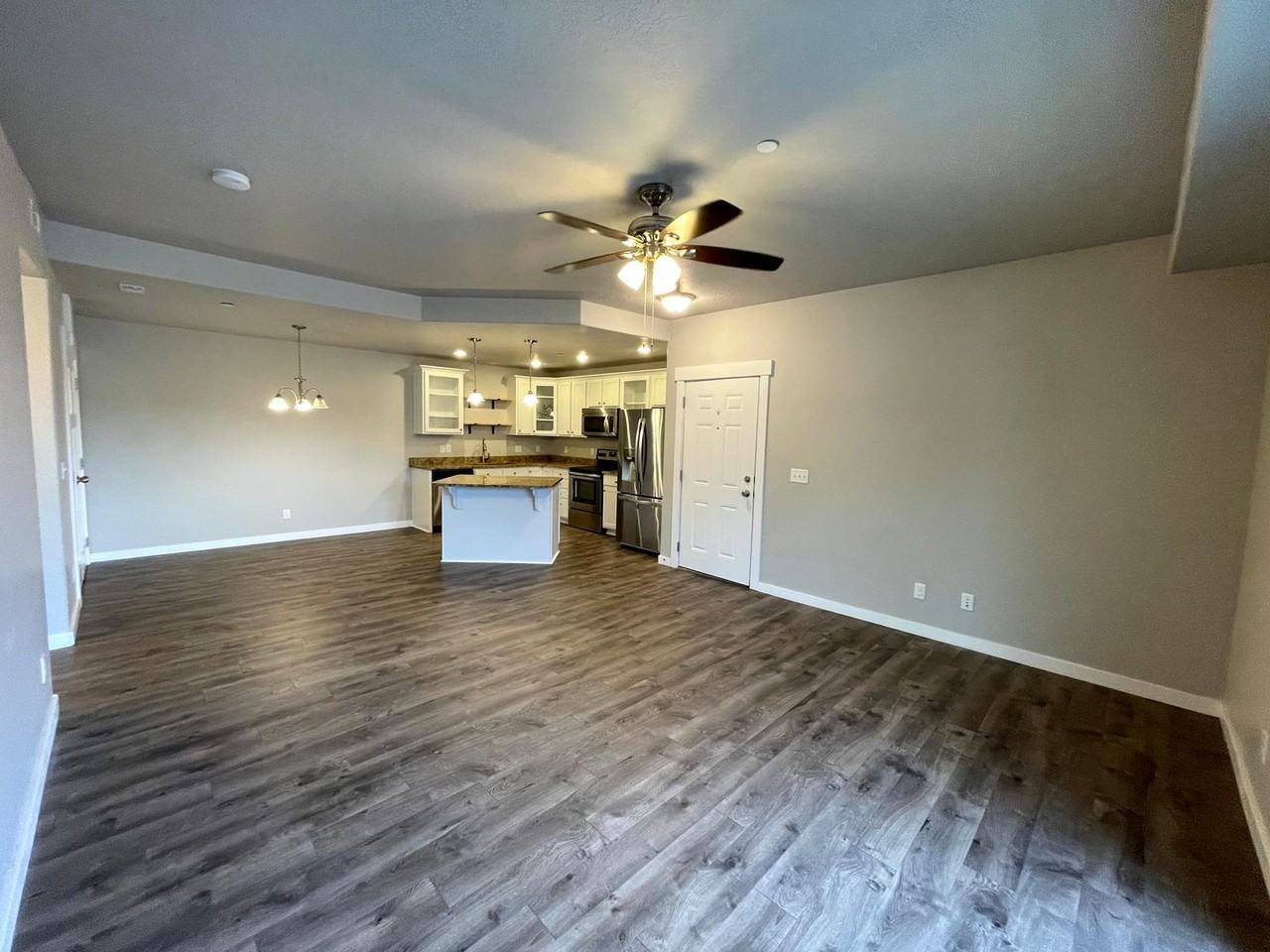 281 W 650 N #G - Photo 3 of 22