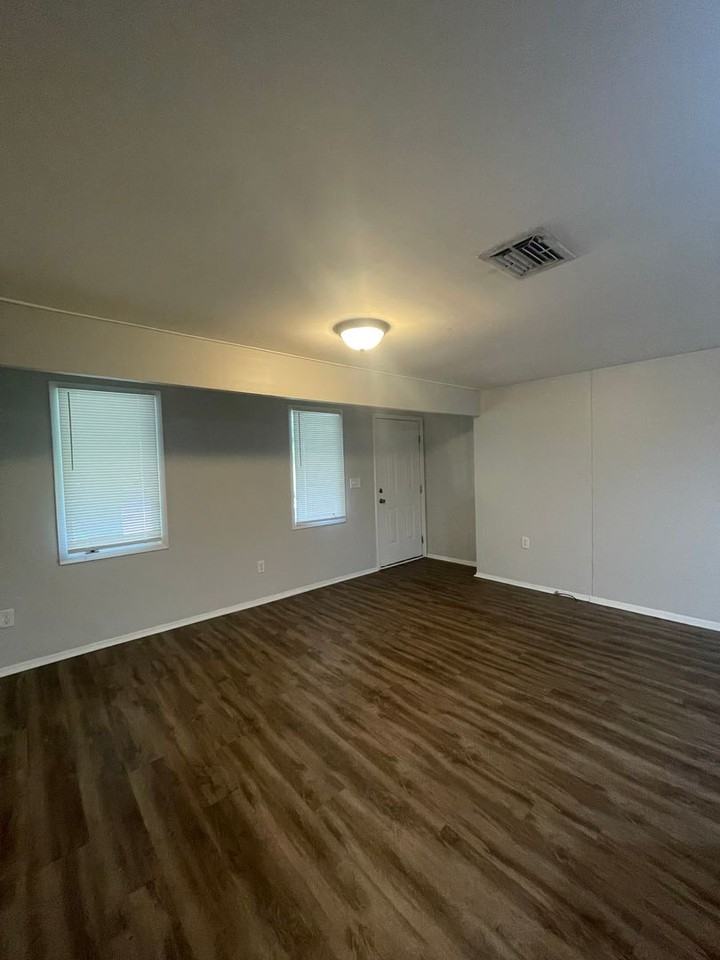 1149 Noremac Rd - Photo 3 of 17
