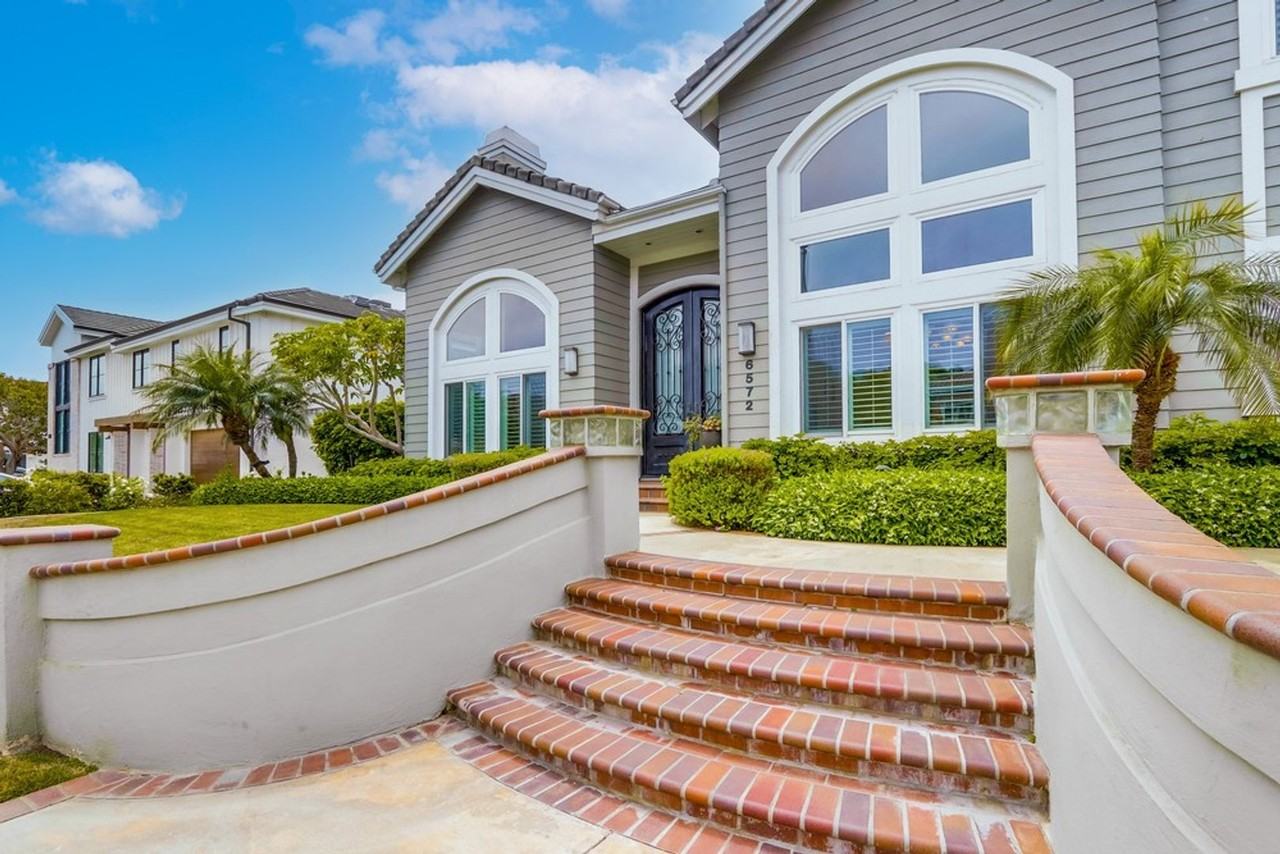 6572 Horseshoe Ln - Photo 6 of 50