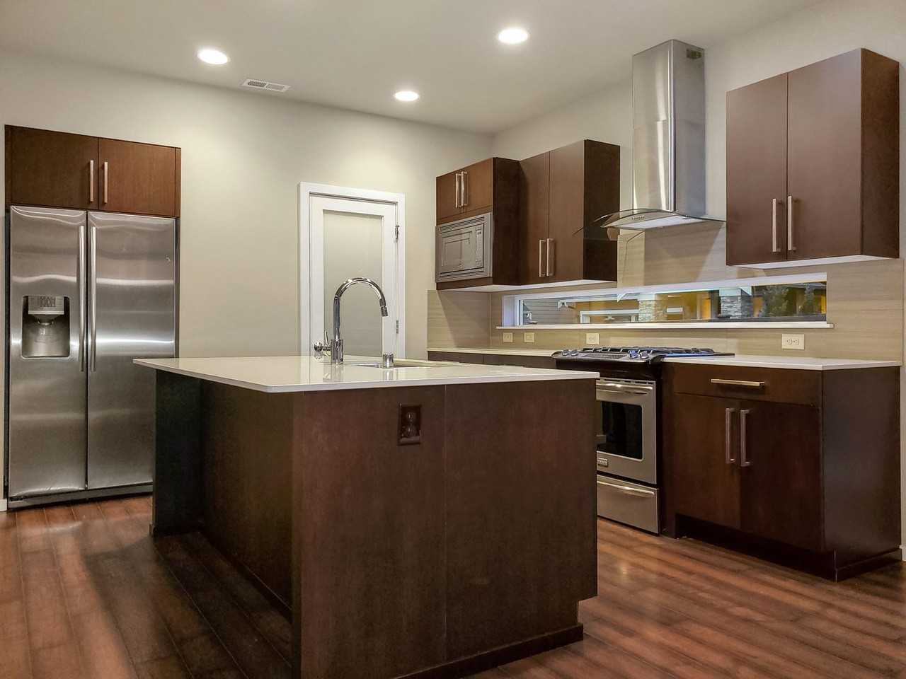 2333 123rd St Se - Photo 3 of 19