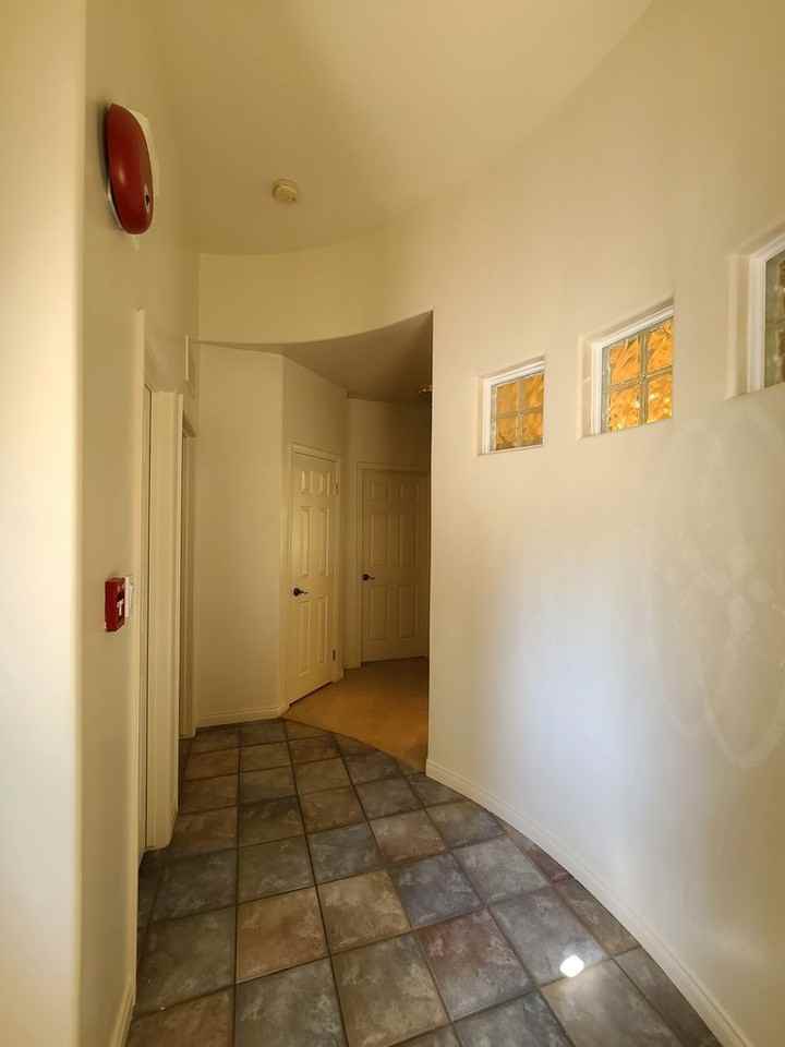 10320 Dorsey Ct - Photo 2 of 41