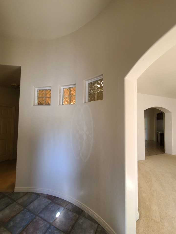 10320 Dorsey Ct - Photo 3 of 41