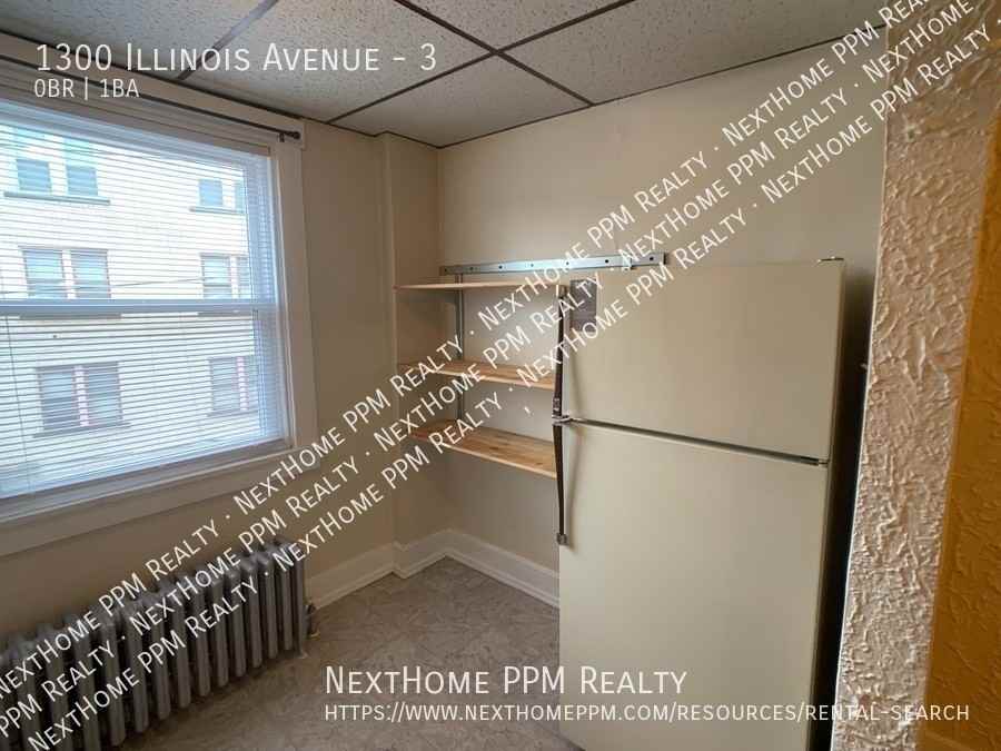 1300 Illinois Ave #3 - Photo 2 of 18