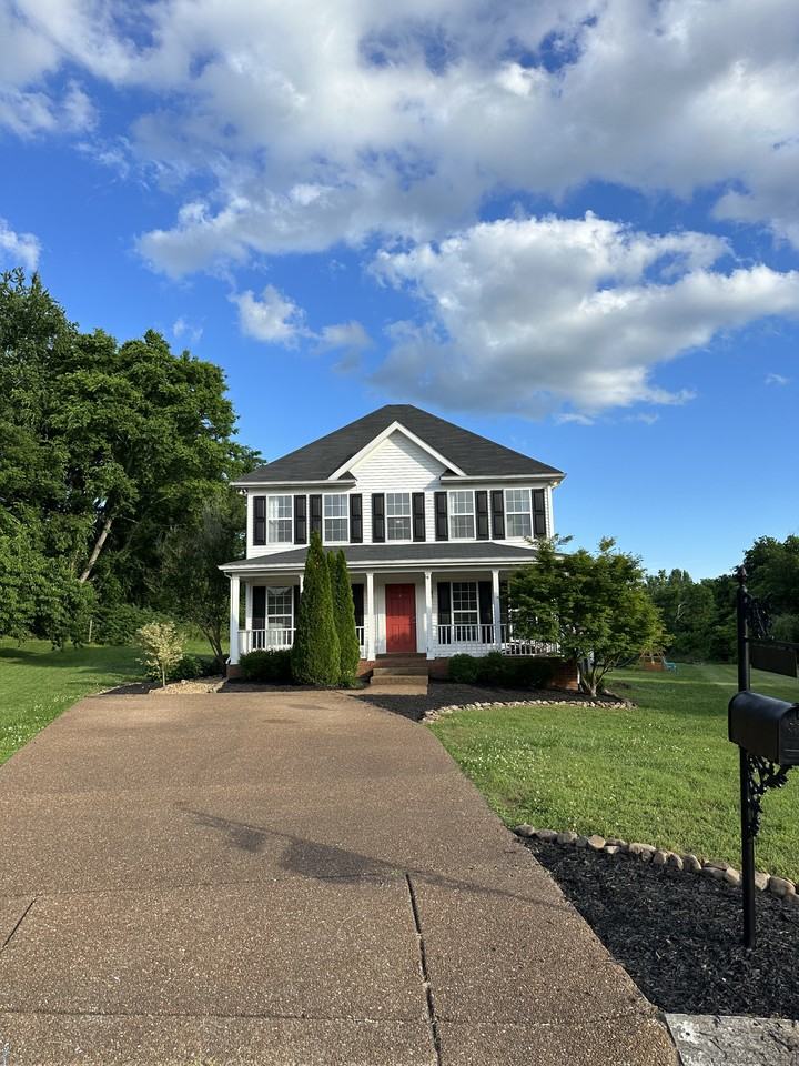 1329 Branchside Ct #NA - Photo 2 of 7