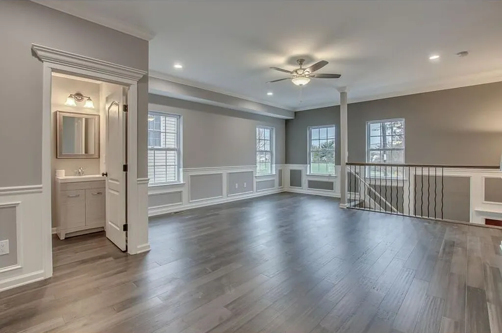 533 Maple St - Photo 2 of 23