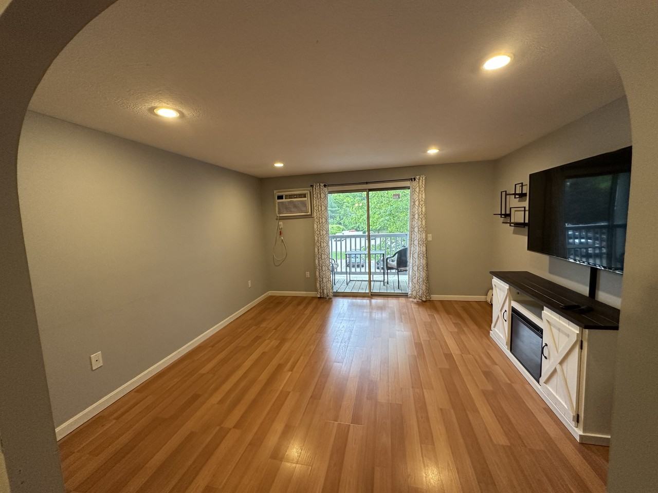 12 Timberwood Dr #302 - Photo 7 of 18