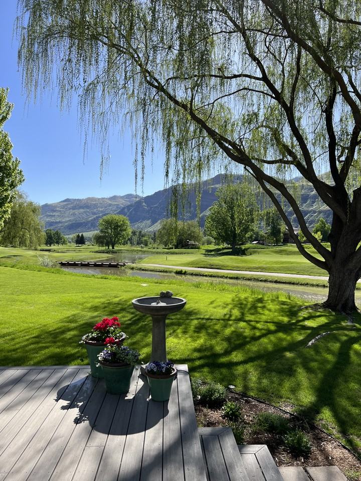 128 Cypress Ct #128 - Photo 2 of 11