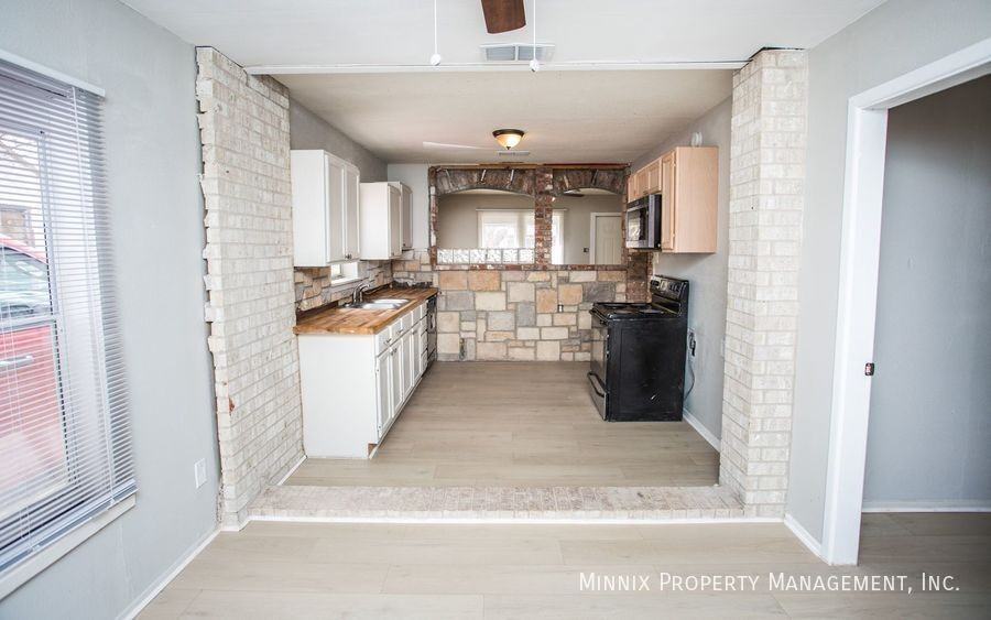 1518 25th St - Photo 7 of 26