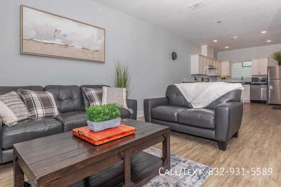 1299 S 7th St #APA1 - Photo 6 of 15