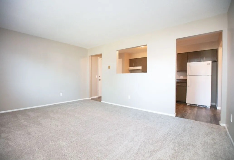 7451 Lunitas Ln - Photo 3 of 10