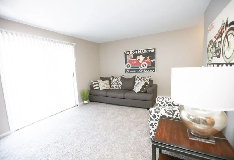 7451 Lunitas Ln - Photo 4 of 10