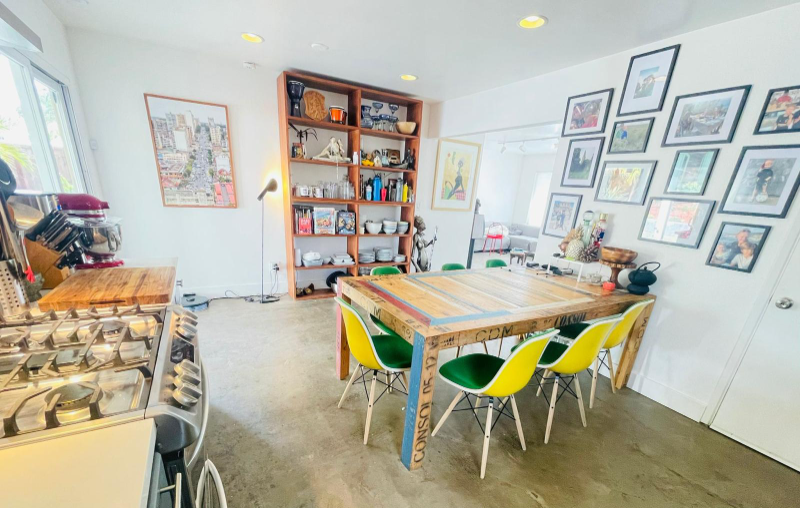 3834 La Rosa Dr #A - Photo 5 of 17