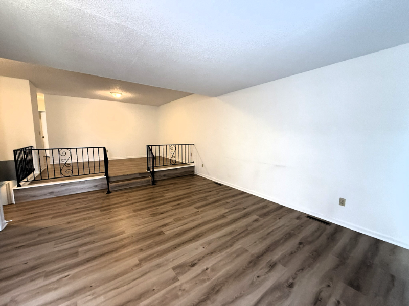 8702 E Longlake Cir - Photo 2 of 19