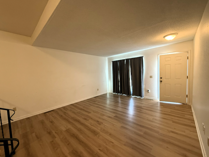 8702 E Longlake Cir - Photo 3 of 19