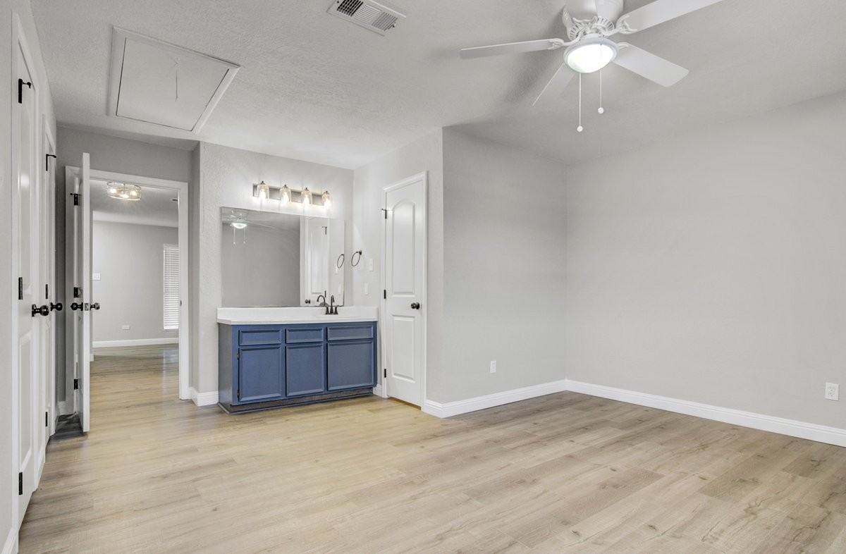 HME - Dowlen Rd - Photo 4 of 35