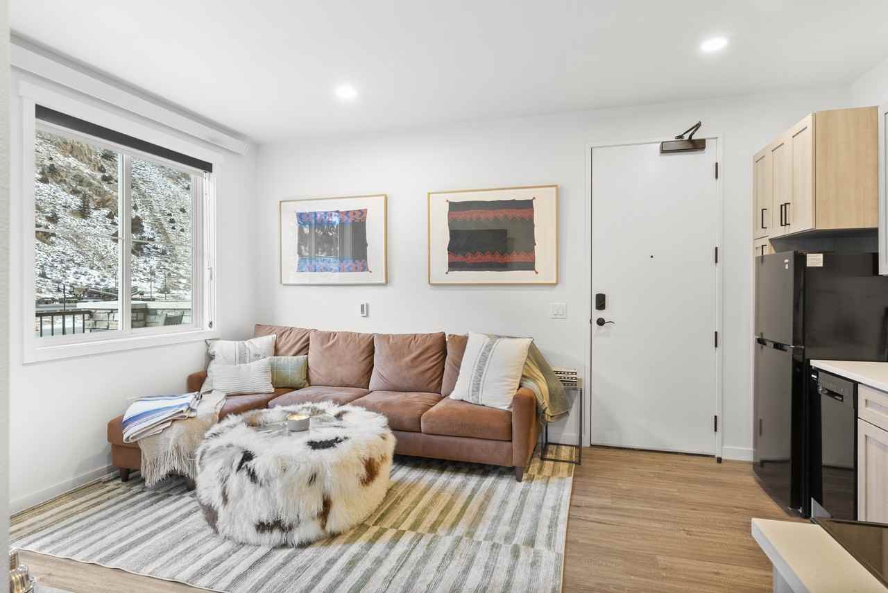 Hummingbird Way, 2111 - Photo 5 of 19