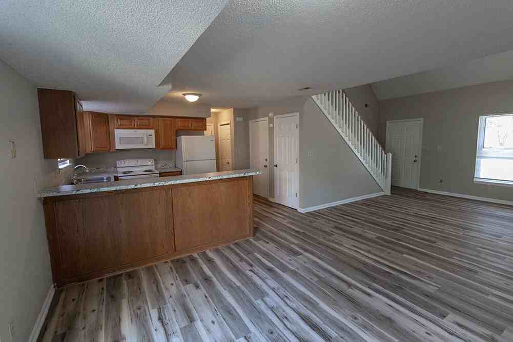 3716 Hermitage Road - Photo 6 of 28