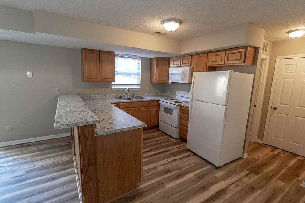 3716 Hermitage Road - Photo 7 of 28